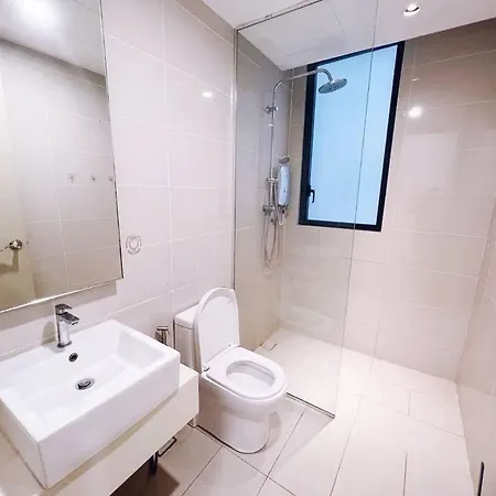 PromoConnected Train 2 Bedroom Above Mall Kuala Lumpur Exterior photo