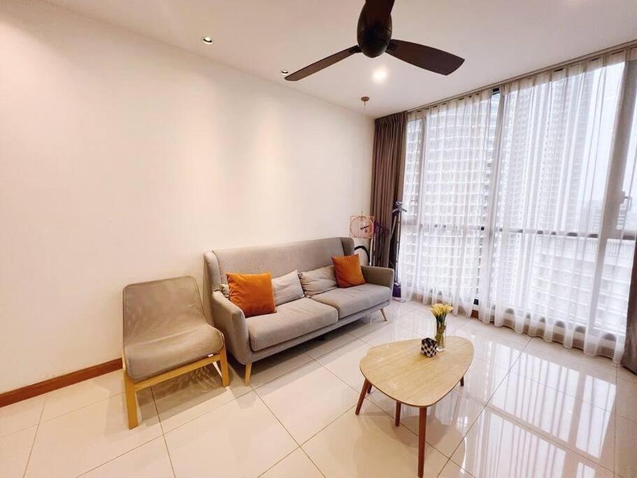 Apartment Promoconnected Train 2 Bedroom Above Mall